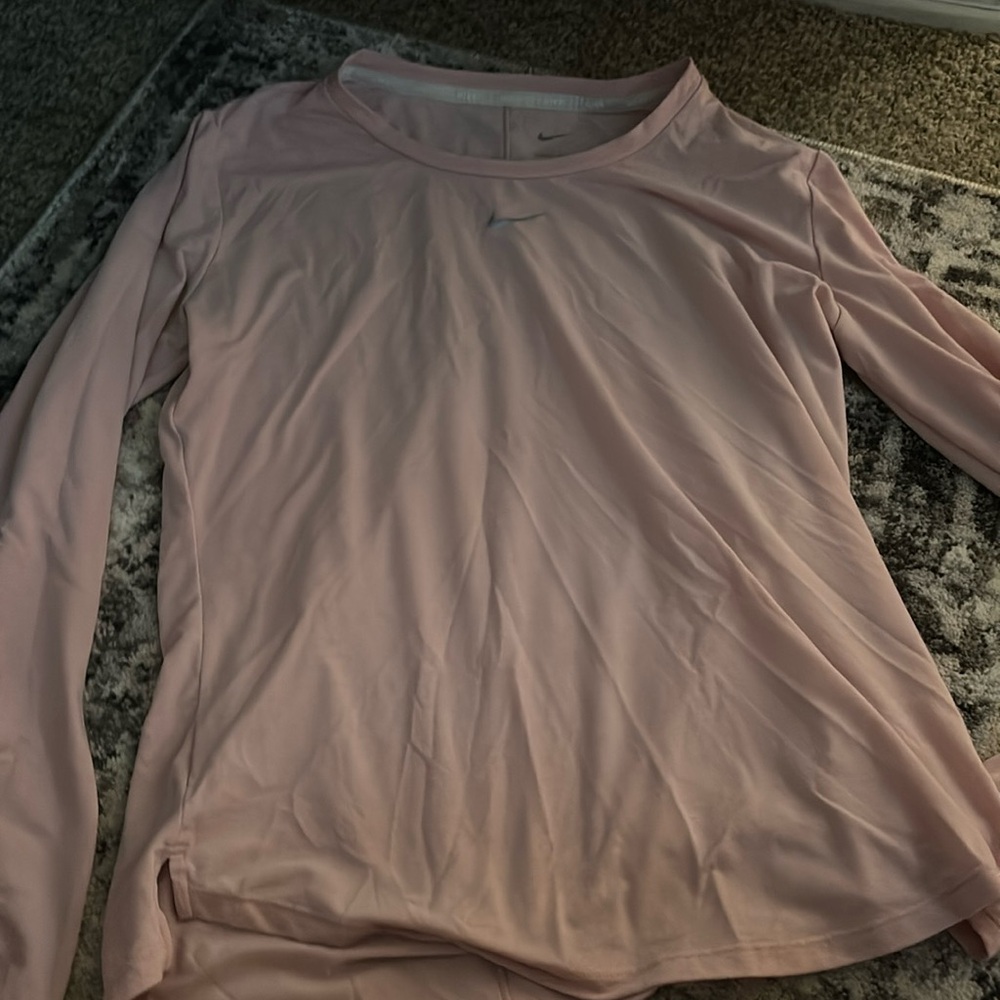 WMNS NIKE DRIFT FIT LONG SLEVE SHIRT